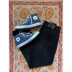 Women’s Size 9 High Top Converse